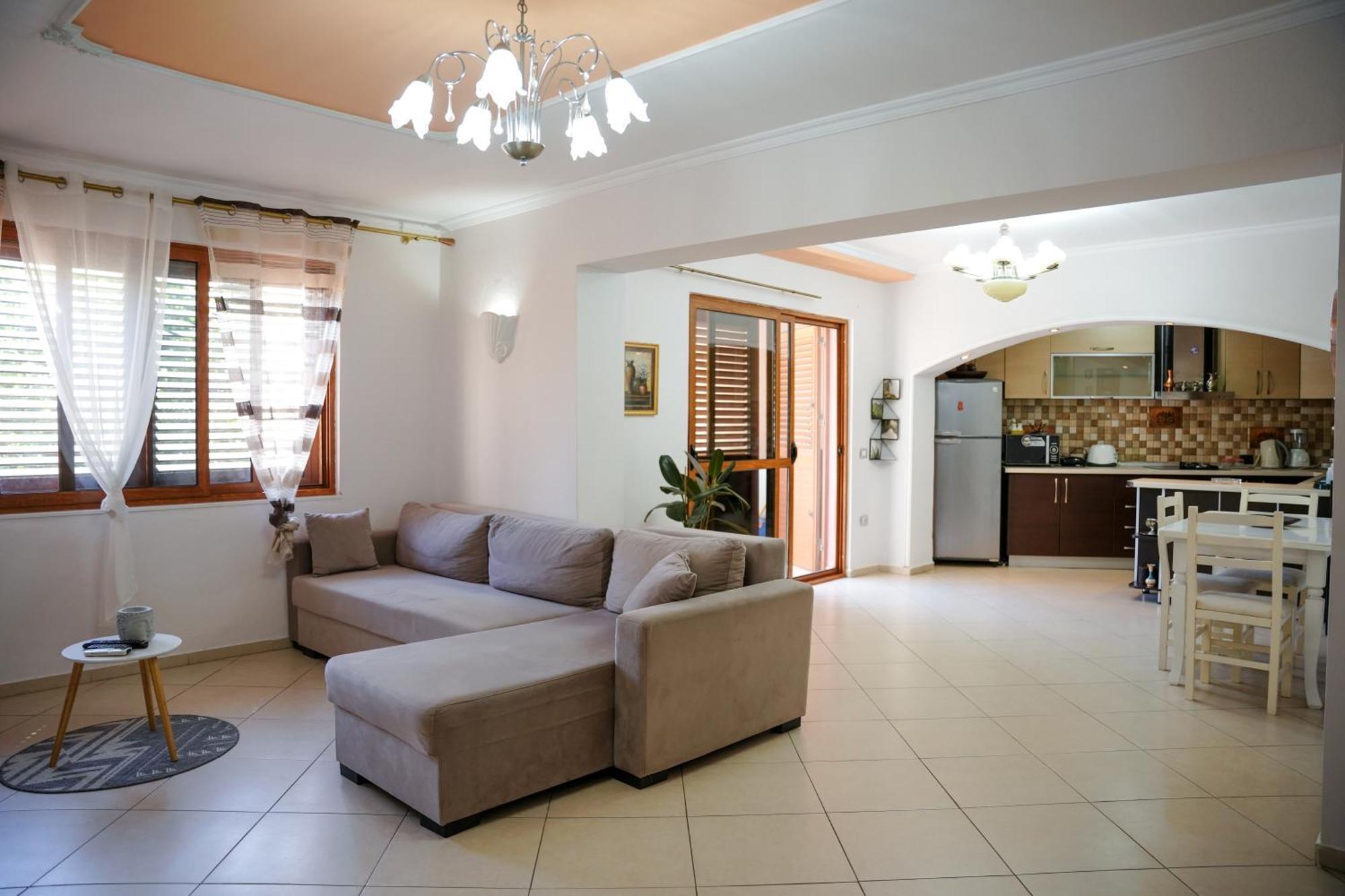 Tirana Centre Lions Gate 1 Apartment Eksteriør billede