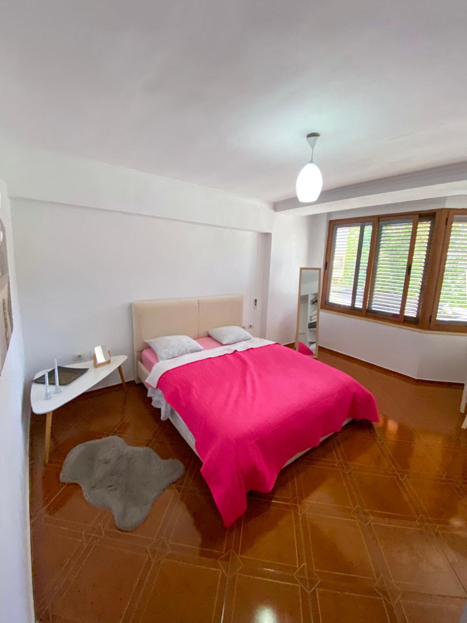 Tirana Centre Lions Gate 1 Apartment Eksteriør billede